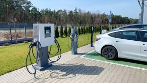 dual ports ev charger post